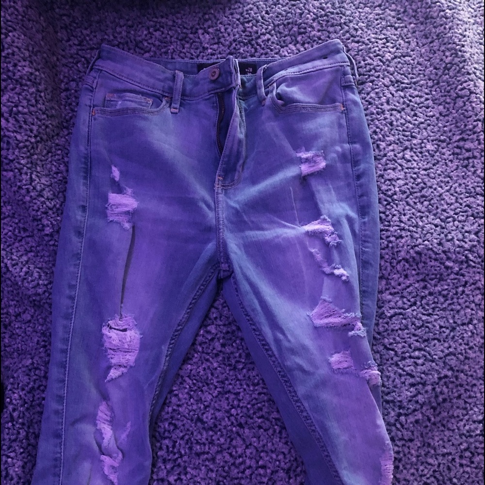 Hollister skinny jeans.
